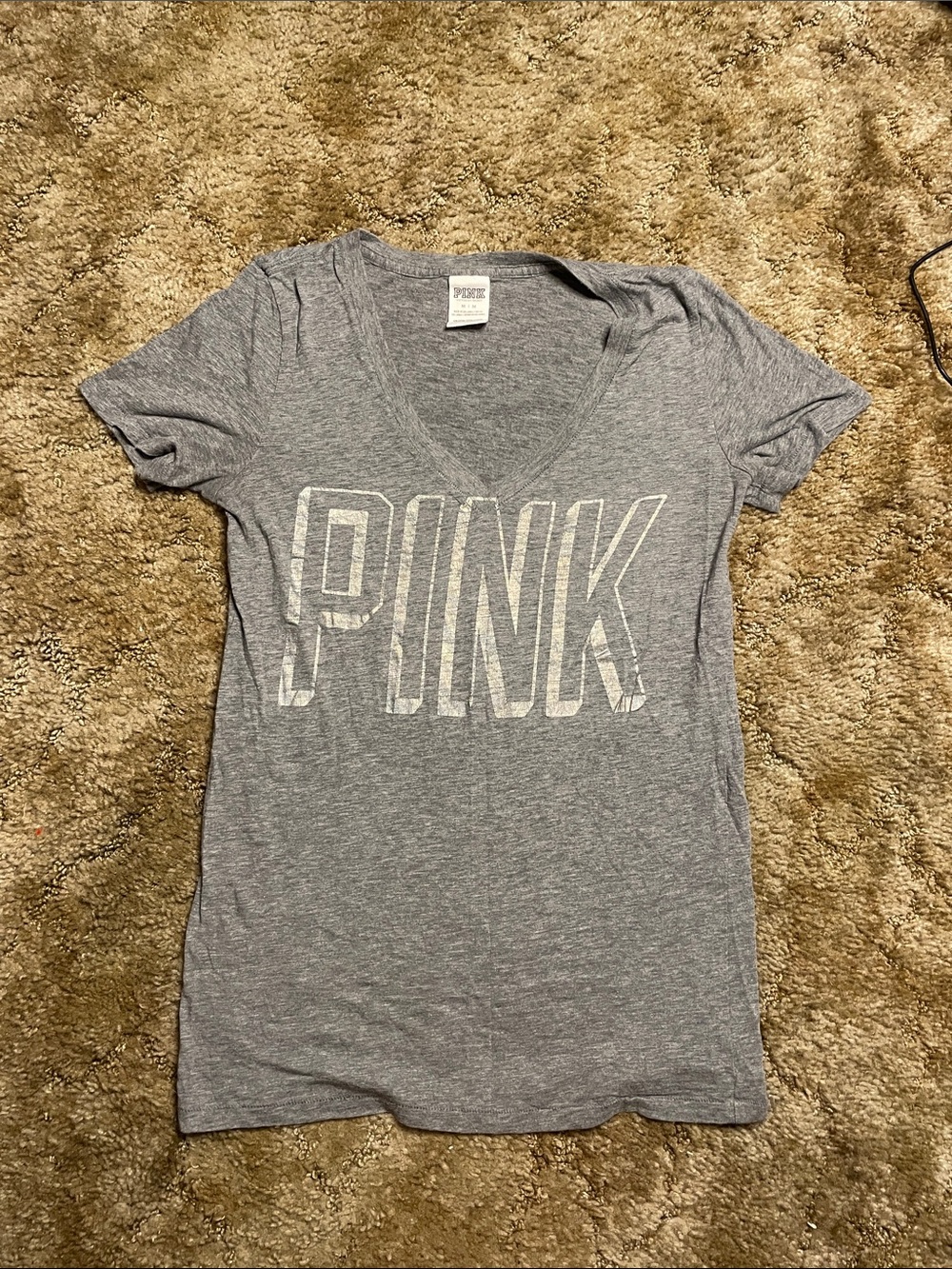 PINK Victoria’s Secret Y2K Fitted Gray T Shirt Size Medium